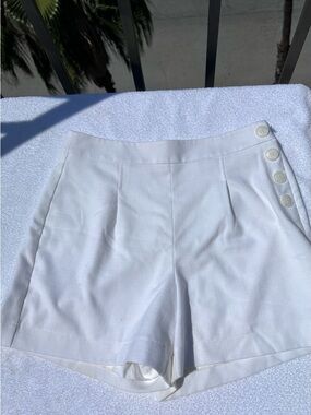 Ann Taylor White High-Waist Bermuda Shorts with Side Buttons